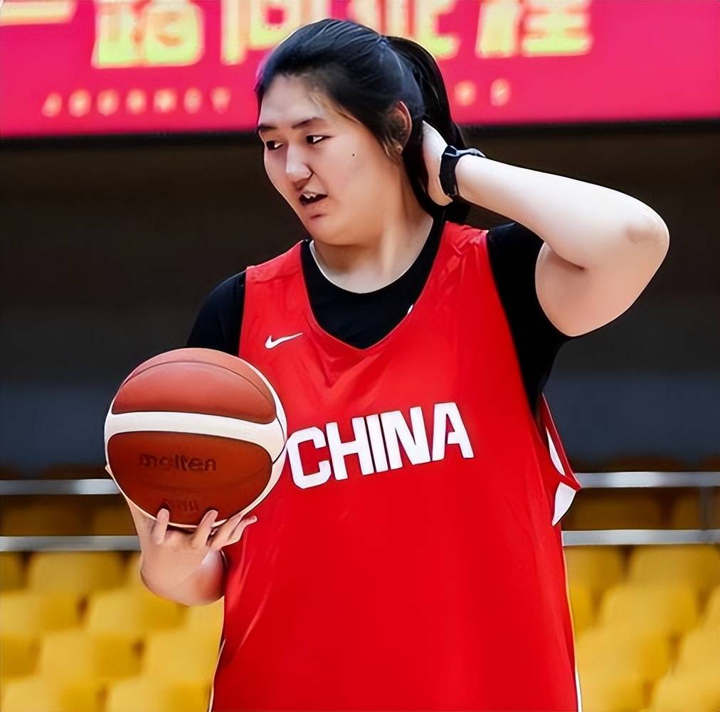 显然让队员, 重年龄 显然让队员, 重年龄