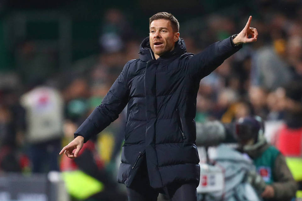 ZEz, 因此 ZEz, 因此